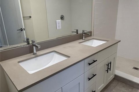 Снять в аренду квартиру в Санрайз, Флорида 2 спальни, 105.07м2, № 2014185 - фото 14