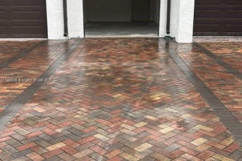 Снять в аренду квартиру в Санрайз, Флорида 2 спальни, 105.07м2, № 2014185 - фото 12