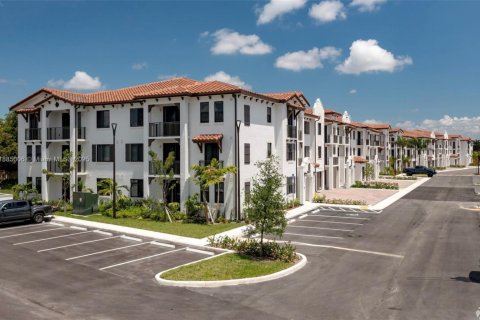 Снять в аренду квартиру в Санрайз, Флорида 2 спальни, 105.07м2, № 2014185 - фото 9