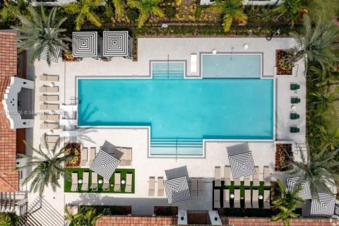 Снять в аренду квартиру в Санрайз, Флорида 2 спальни, 105.07м2, № 2014185 - фото 3