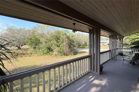 Condo in Haines City, Florida, 2 bedrooms  № 1552276 - photo 23