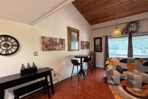 Condo in Haines City, Florida, 2 bedrooms  № 1552276 - photo 10