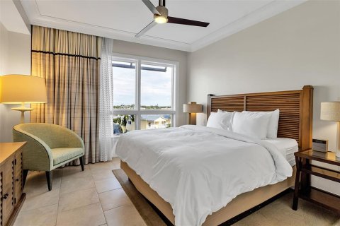 Купить кондоминиум в Сарасота, Флорида 6 комнат, 176.51м2, № 2108382 - фото 16