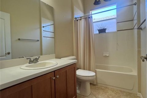 House in Sun City Center, Florida 2 bedrooms, 170.66 sq.m. № 1734848 - photo 20