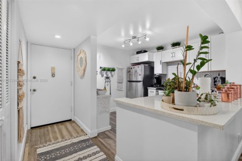 Copropriété à vendre à Tamarac, Floride: 2 chambres, 80.36 m2 № 2077987 - photo 5