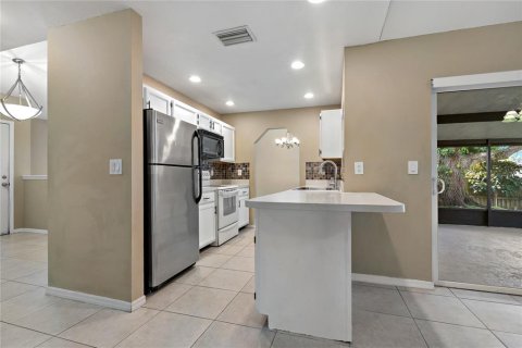 Casa en venta en Brandon, Florida, 3 dormitorios, 129.78 m2 № 1902624 - foto 24