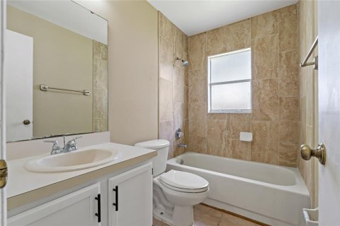 Casa en venta en Brandon, Florida, 3 dormitorios, 129.78 m2 № 1902624 - foto 28
