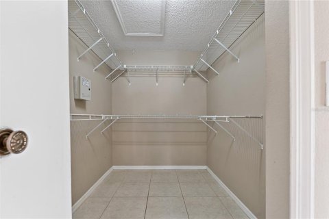 Casa en venta en Brandon, Florida, 3 dormitorios, 129.78 m2 № 1902624 - foto 14