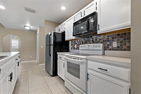 Casa en venta en Brandon, Florida, 3 dormitorios, 129.78 m2 № 1902624 - foto 7