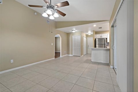 Casa en venta en Brandon, Florida, 3 dormitorios, 129.78 m2 № 1902624 - foto 23