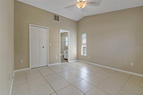 Casa en venta en Brandon, Florida, 3 dormitorios, 129.78 m2 № 1902624 - foto 12