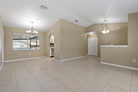Casa en venta en Brandon, Florida, 3 dormitorios, 129.78 m2 № 1902624 - foto 26