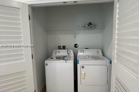 Townhouse in Port St. Lucie, Florida 3 bedrooms, 155.52 sq.m. № 2039777 - photo 16