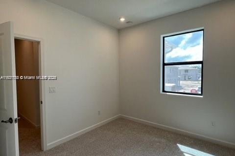 Townhouse in Port St. Lucie, Florida 3 bedrooms, 155.52 sq.m. № 2039777 - photo 13