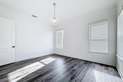House in Orlando, Florida 4 bedrooms, 190.82 sq.m. № 1912960 - photo 26