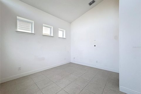 House in Orlando, Florida 4 bedrooms, 190.82 sq.m. № 1912960 - photo 19