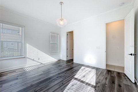 House in Orlando, Florida 4 bedrooms, 190.82 sq.m. № 1912960 - photo 24