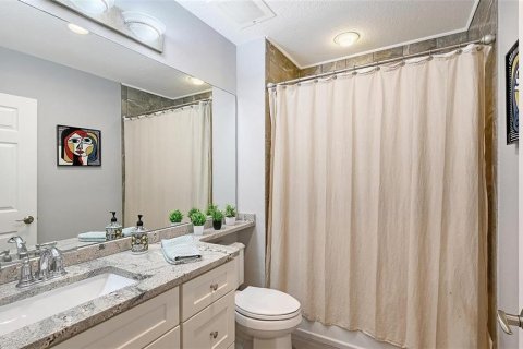 Copropriété à louer à Sarasota, Floride: 2 chambres, 159.79 m2 № 2103279 - photo 21
