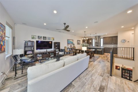 Townhouse in Tampa, Florida 3 bedrooms, 209.31 sq.m. № 1657475 - photo 26