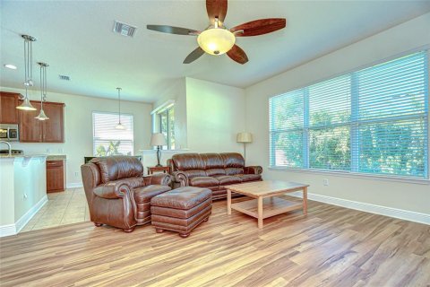 Casa en venta en Dover, Florida, 3 dormitorios, 158.4 m2 № 1905465 - foto 11
