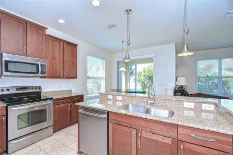 Casa en venta en Dover, Florida, 3 dormitorios, 158.4 m2 № 1905465 - foto 16