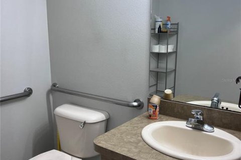 Propiedad comercial en venta en Tampa, Florida, 191.01 m2 № 1906361 - foto 13