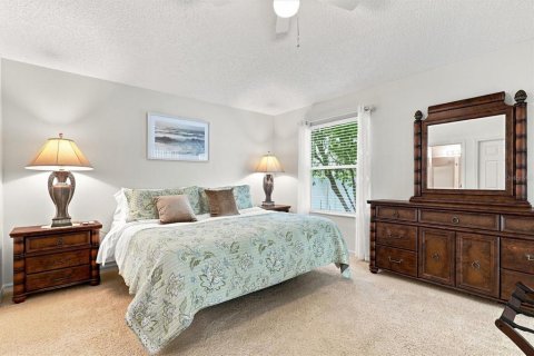 House in The Villages, Florida 3 bedrooms, 127.09 sq.m. № 2296691 - photo 19