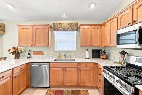 House in The Villages, Florida 3 bedrooms, 127.09 sq.m. № 2296691 - photo 11