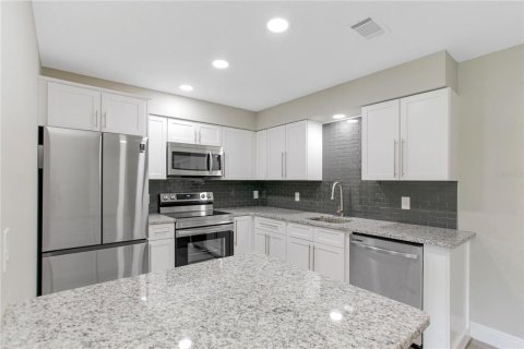Villa ou maison à louer à Deltona, Floride: 3 chambres, 106.47 m2 № 2121147 - photo 8