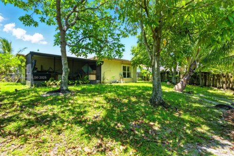 Casa en venta en North Lauderdale, Florida, 3 dormitorios, 157.28 m2 № 1783786 - foto 21