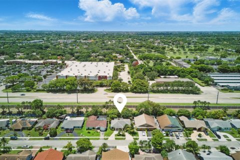 Casa en venta en North Lauderdale, Florida, 3 dormitorios, 157.28 m2 № 1783786 - foto 27