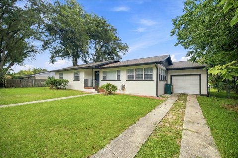 Casa en venta en Ocala, Florida, 4 dormitorios, 153.75 m2 № 2305939 - foto 4