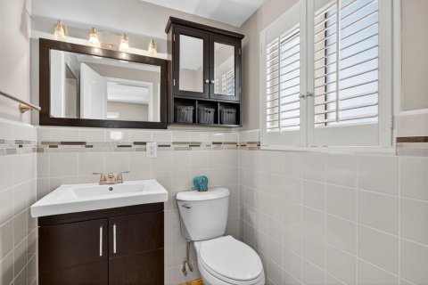 Condo in Pompano Beach, Florida, 2 bedrooms  № 2082082 - photo 21