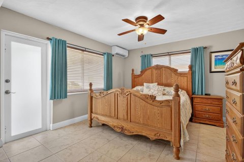 Condo in Pompano Beach, Florida, 2 bedrooms  № 2082082 - photo 14