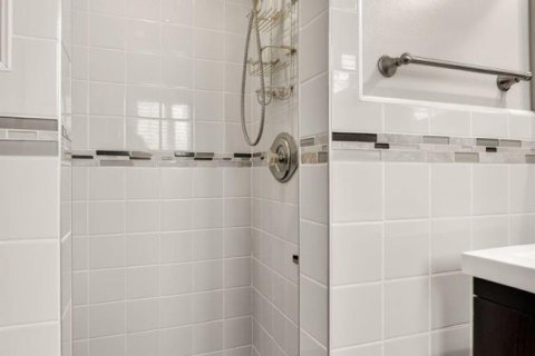 Condo in Pompano Beach, Florida, 2 bedrooms  № 2082082 - photo 23