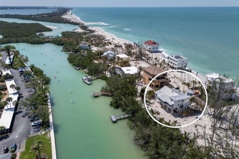 Casa en venta en Sarasota, Florida, 4 dormitorios, 295.99 m2 № 1644779 - foto 3