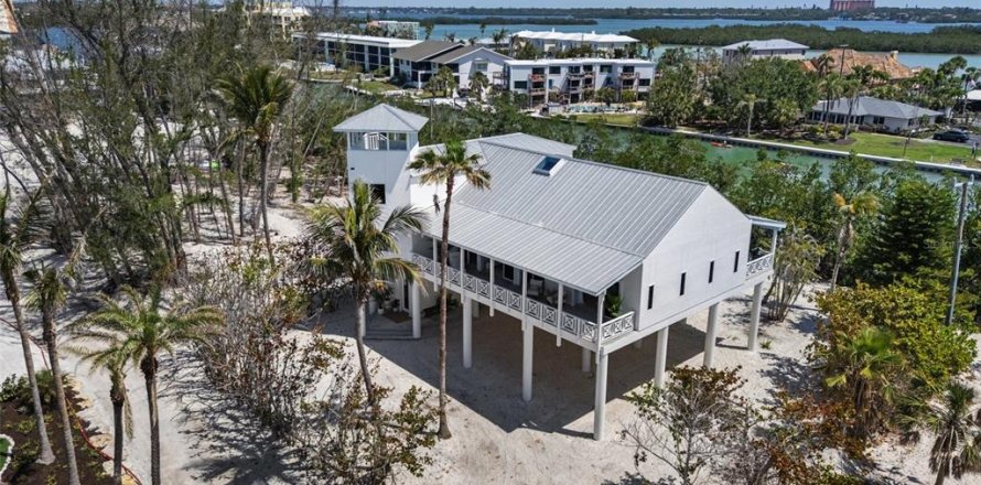 Casa en Sarasota, Florida 4 dormitorios, 295.99 m2 № 1644779