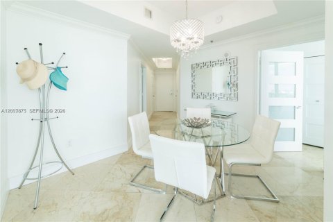 Copropriété à louer à Miami Beach, Floride: 2 chambres, 104.79 m2 № 2276819 - photo 8