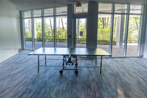 Copropriété à louer à Miami Beach, Floride: 2 chambres, 104.79 m2 № 2276819 - photo 27