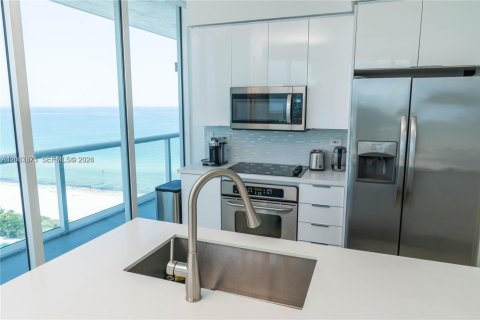 Copropriété à louer à Miami Beach, Floride: 2 chambres, 104.79 m2 № 2276819 - photo 6