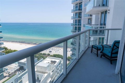 Copropriété à louer à Miami Beach, Floride: 2 chambres, 104.79 m2 № 2276819 - photo 21
