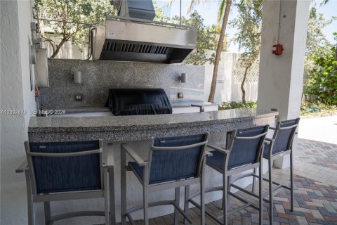 Copropriété à louer à Miami Beach, Floride: 2 chambres, 104.79 m2 № 2276819 - photo 29