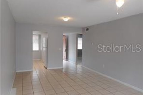 Townhouse in Orlando, Florida 2 bedrooms, 78.69 sq.m. № 2258322 - photo 2