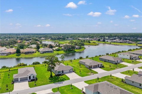 Casa en venta en Weeki Wachee, Florida, 4 dormitorios, 193.24 m2 № 1767072 - foto 30