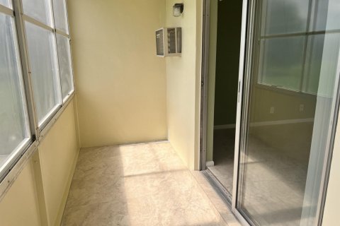 Copropriété à louer à West Palm Beach, Floride: 1 chambre, 57.13 m2 № 2439268 - photo 25