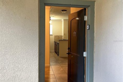 Condominio en alquiler en Davenport, Florida, 3 dormitorios, 123.19 m2 № 1854115 - foto 3