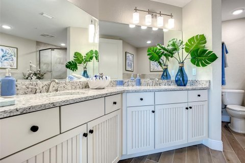 Condo in New Smyrna Beach, Florida, 2 bedrooms  № 1295939 - photo 16