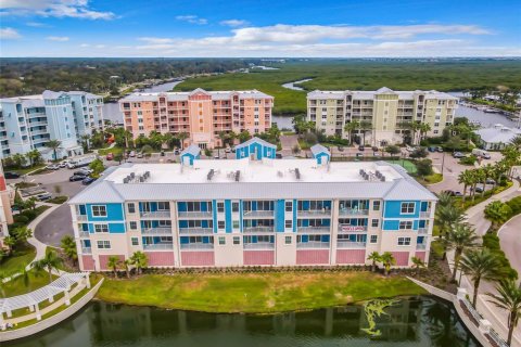 Condo in New Smyrna Beach, Florida, 2 bedrooms  № 1295939 - photo 2