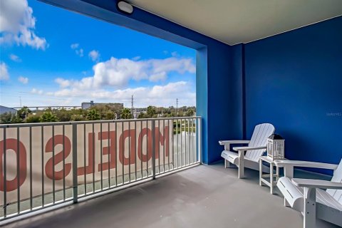Condo in New Smyrna Beach, Florida, 2 bedrooms  № 1295939 - photo 19