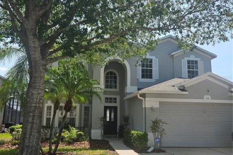 House in Davenport, Florida 6 bedrooms, 292.36 sq.m. № 1775379 - photo 1